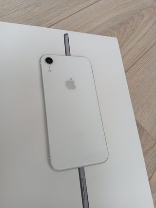 Iphone XR y carcasas nuevas variadas