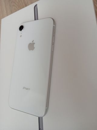 Iphone XR y carcasas nuevas variadas