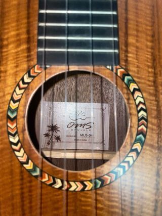 Ukelele y complementos