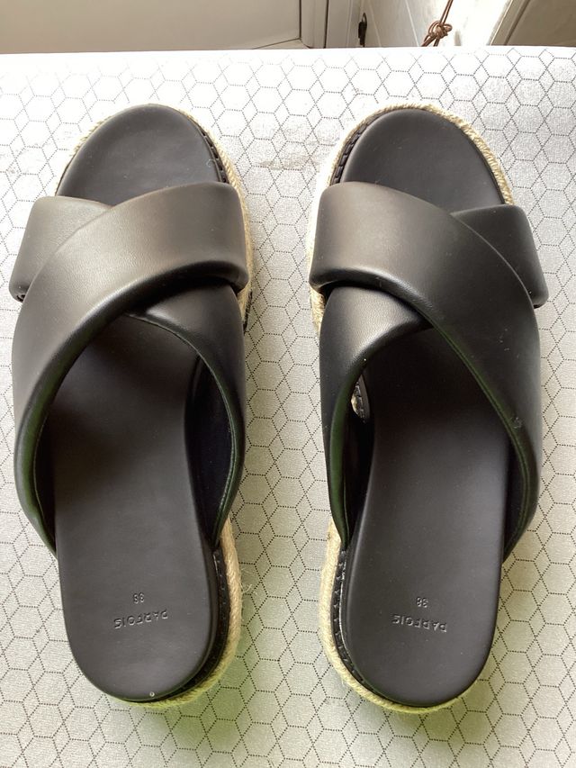 Sandalia plataforma negra