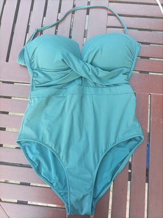 Bañador nuevo L