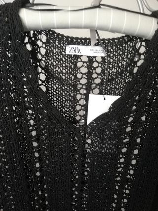 Jersey negro punto calado Zara