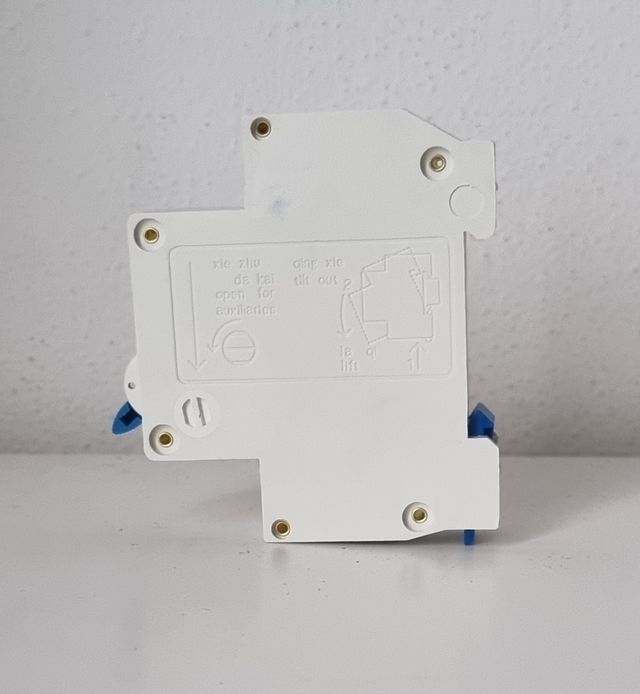 INTERRUTTORE MAGNETOTERMICO 16A 230V 1 Din