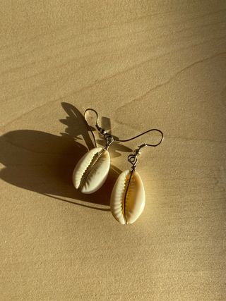 pendientes concha
