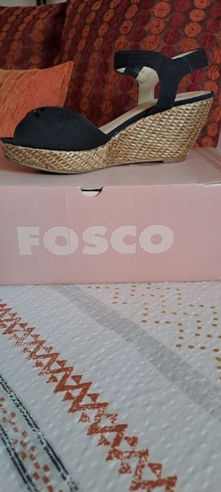 Sandalias cuña marca Fosco T. 36