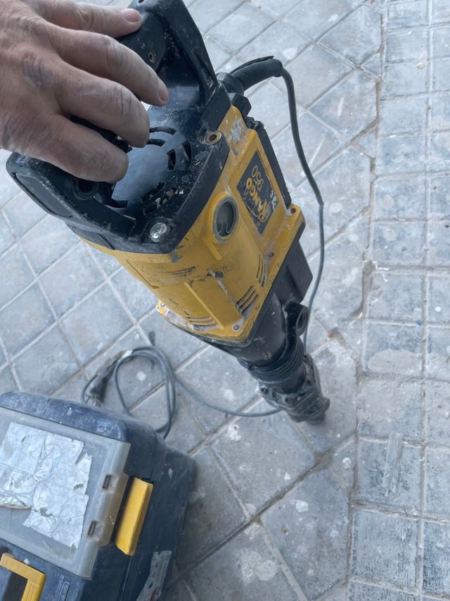 Martillo percutor Kango 950