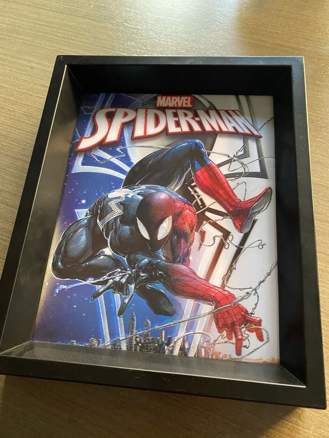 MARVEL Spiderman 3D costume classico e Venom - Quadro