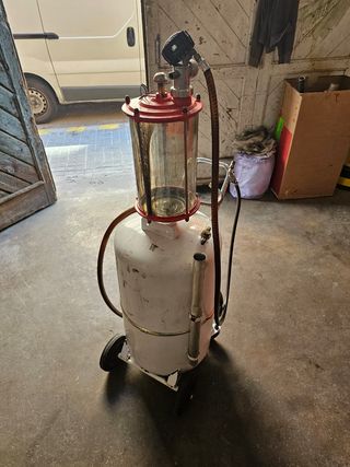 Extractor aceite motor