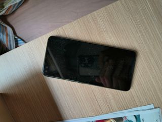 Oppo Reno 4Z 5G en perfecto estado