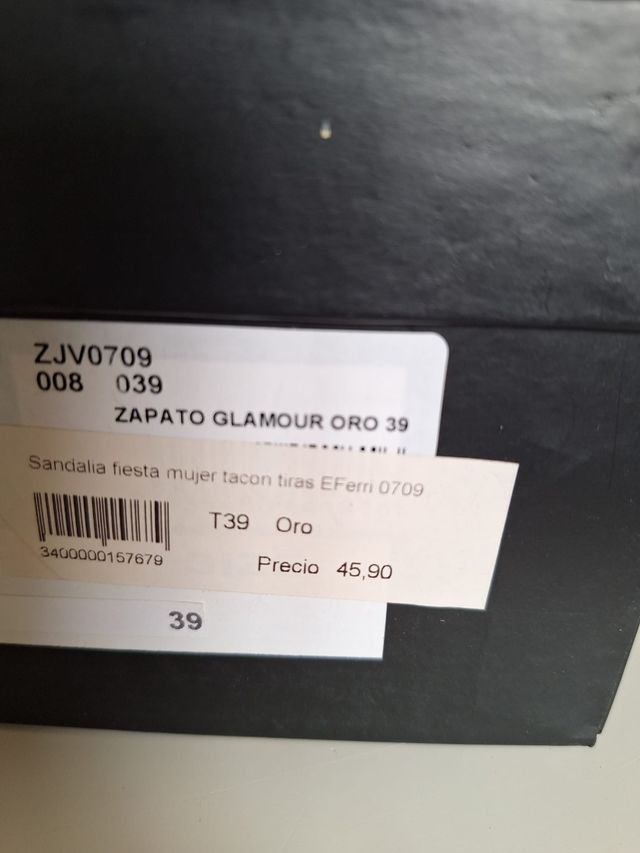 Sandali con tacco alto dorati