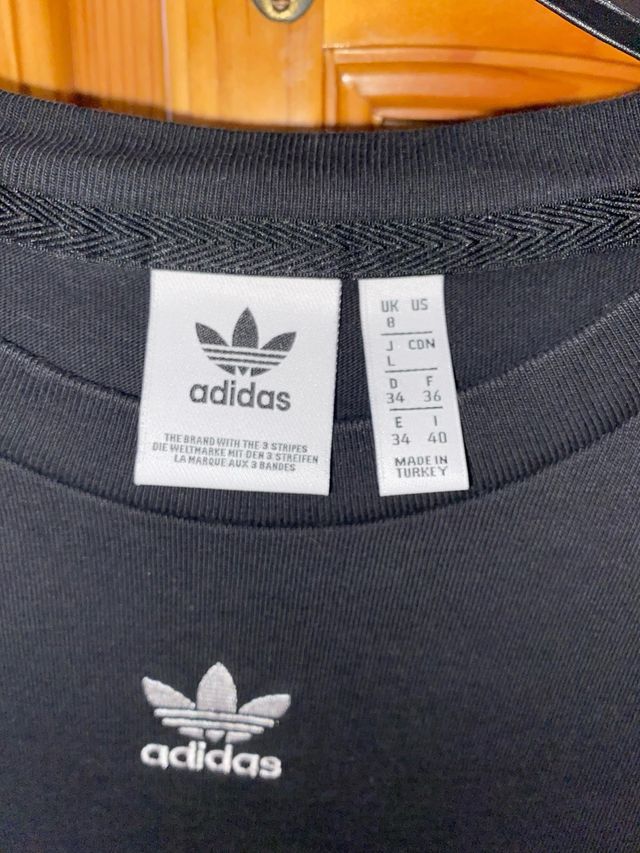 Camiseta adidas