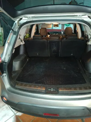 Nissan Qashqai+2 2011