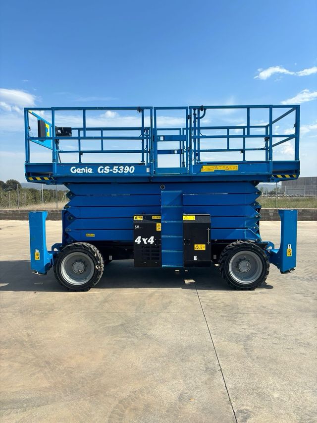 TIJERA DIESEL GENIE GS5390RT