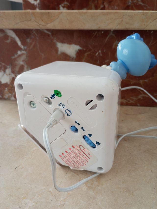 cuenta cuentos,proyector de luz...