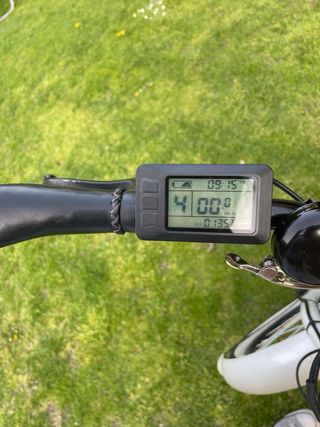 Preciosa Bici de paseo eléctrica