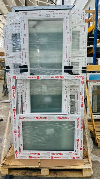 Ventana PVC Oscilante 400x400 Vidrio Mate Blanco