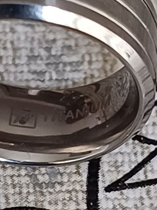 Anillo de titanio. Talla 17
