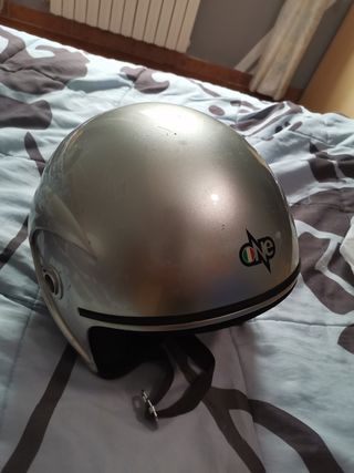 Casco jet