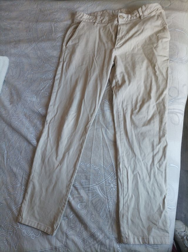 Pantalón chino Zara beige/crudo talla 34
