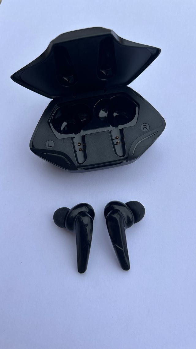 TWS earphones