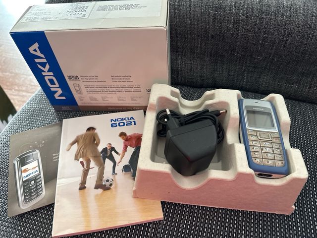 Nokia 6021