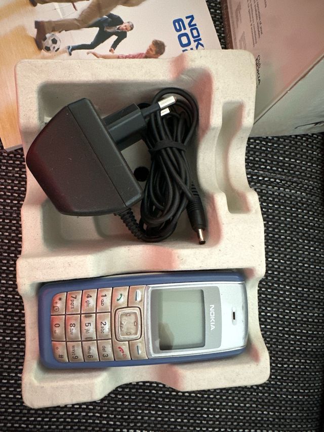 Nokia 6021