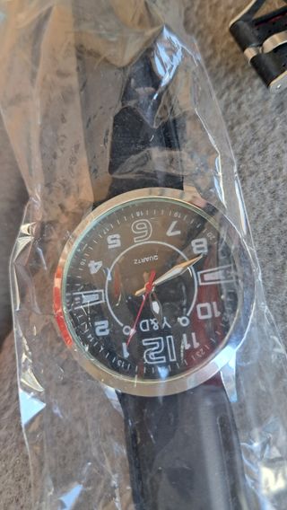 Lote de 60 relojes de pulsera a estrenar