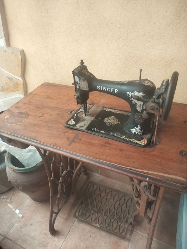 Maquina antigua singer completa