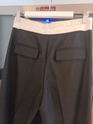 Pantalón Zara