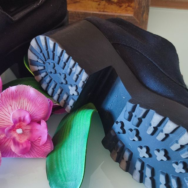 Zapatos  negros cremallera Pull & Bear