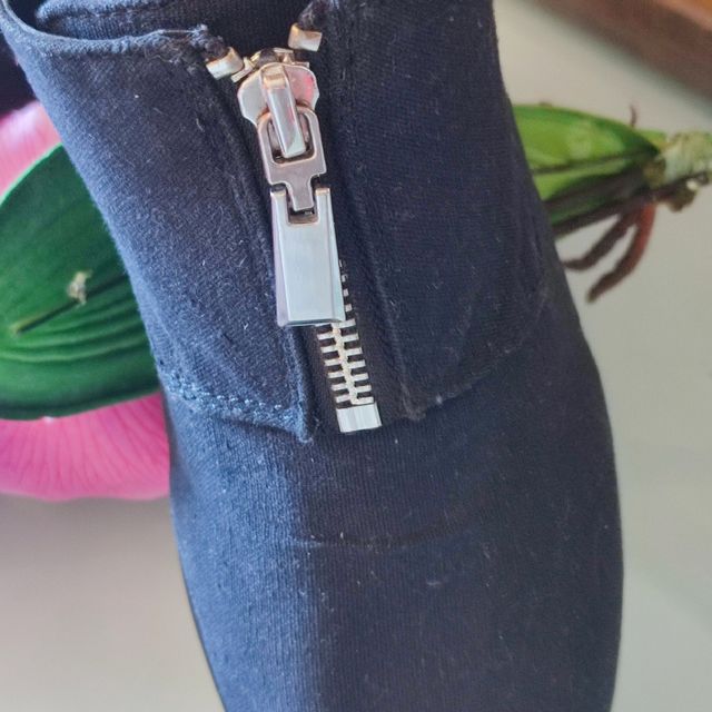 Zapatos  negros cremallera Pull & Bear