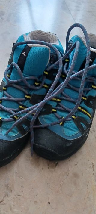 BOTAS MONTAÑA TALLA 35