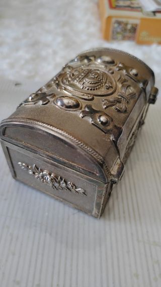 Cofre metal vintage