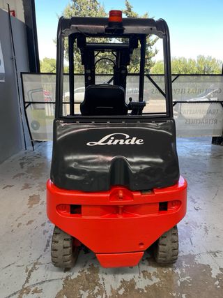 CARRETILLA LINDE E-25