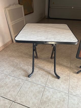 Mesasssssss terraza.   Son DOS  y bar Med. 70x70