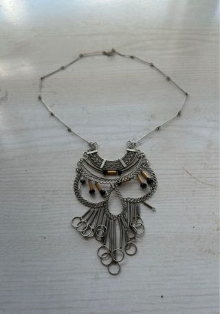 Collar de plata de holzkern