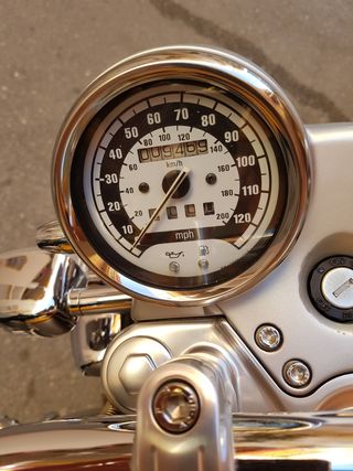 BMW R1200C Independent