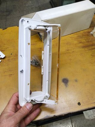 Protector radio marino