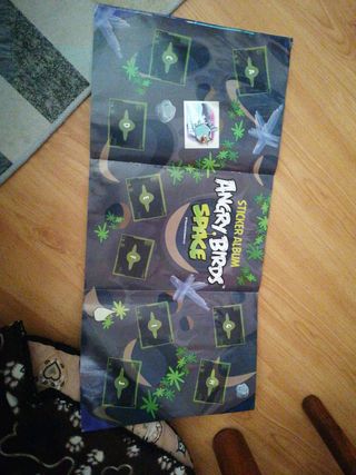 Album cromos Angry birds Space