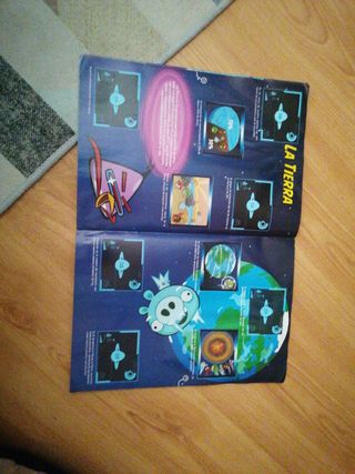 Album cromos Angry birds Space