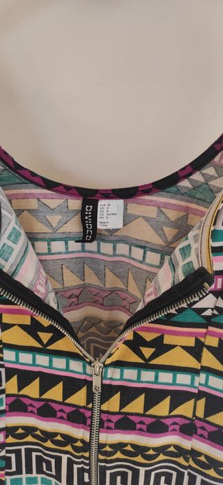 Vestito con cerniera