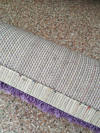 Alfombra morada