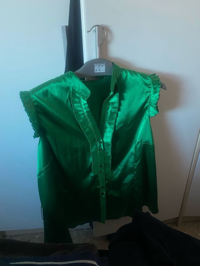 Blusa verde smeraldo