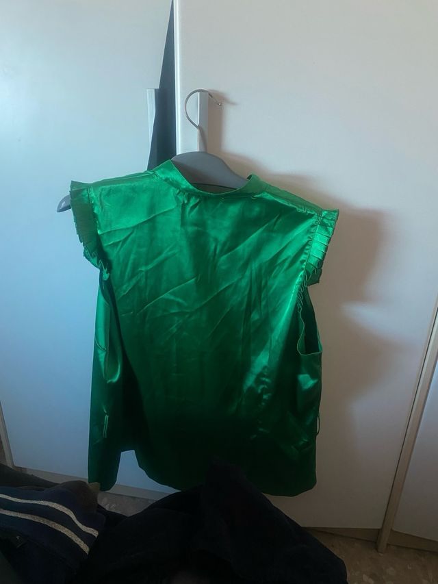 Blusa verde smeraldo