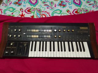 Yamaha CS 15D