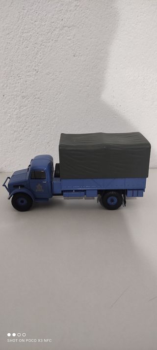 CAMIÓN DE JUGUETE, COLECCIÓN