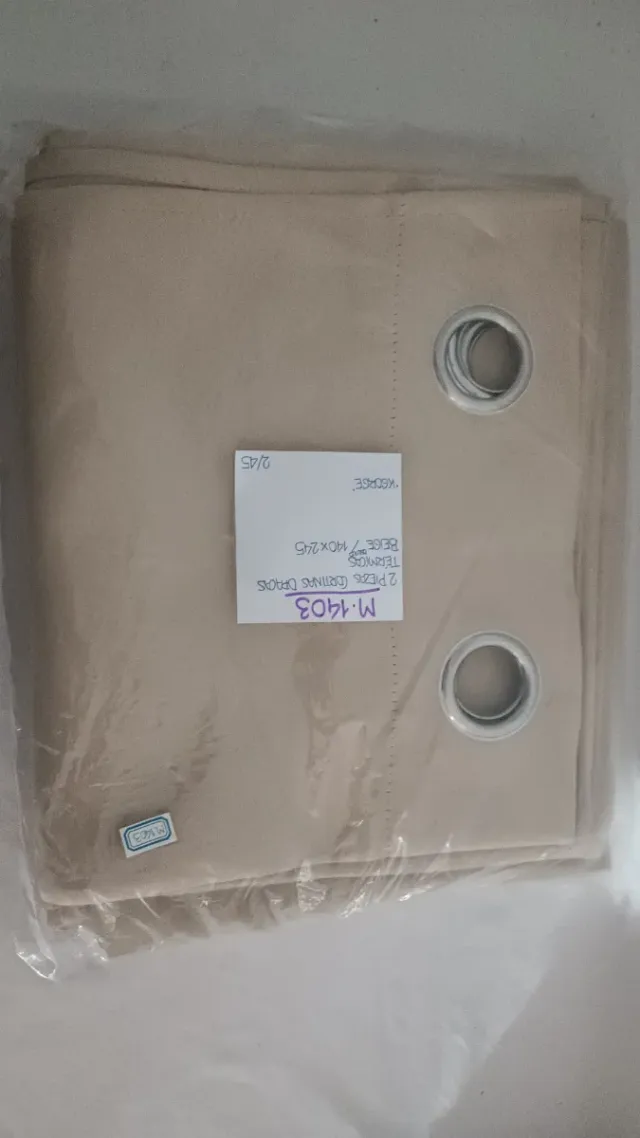 CORTINAS OPACAS TERMICAS BEIGE OSCURO 140X245CM