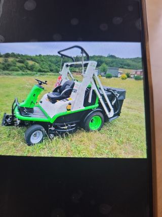 Tractor cortacesped Etesia Hidro 124 4x4
