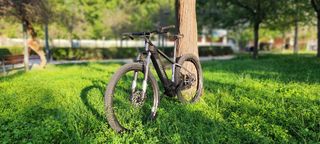 Bicicleta de montaña eléctrica alemana