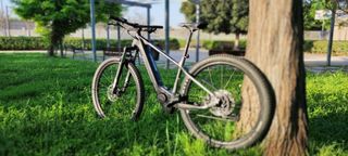 Bicicleta de montaña eléctrica alemana